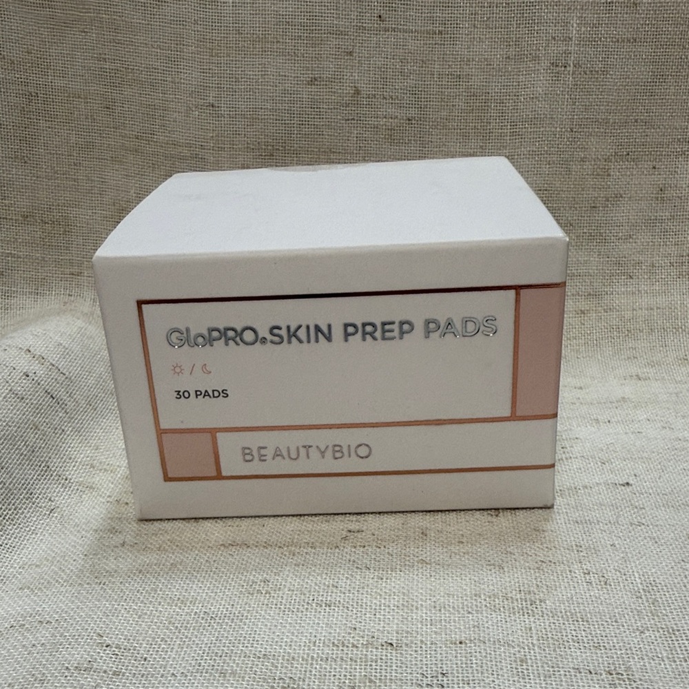 BeautyBio GloPRO Skin Prep Pads - White and Pink